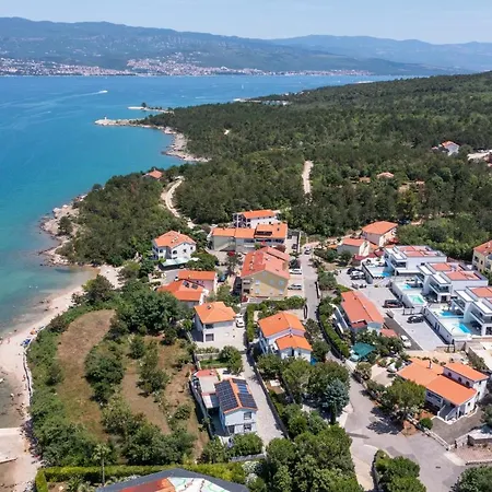 Terra Bianca فيلة *